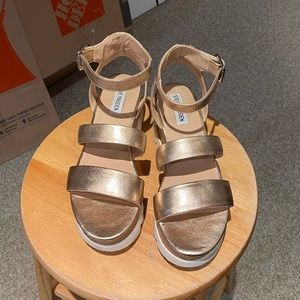 Steve Madden sandals